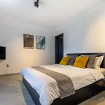 Aparthotel Urbio Private 3*