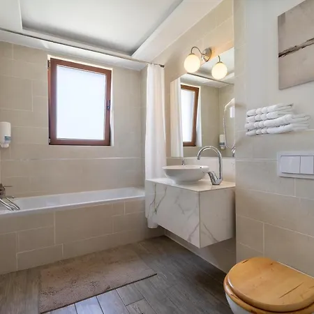 Urbio Private Aparthotel Kluž