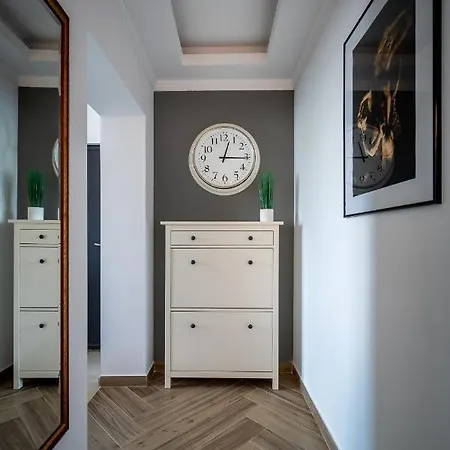 Aparthotel Urbio Private 3*