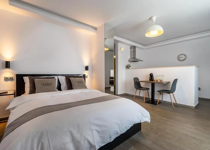 アパートホテル Urbio Private クルージュ＝ナポカ